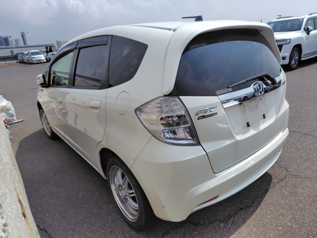 vehicle-image